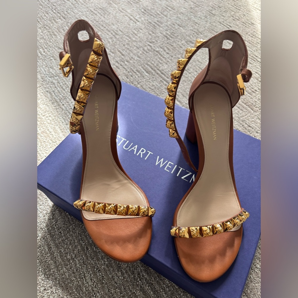 Stuart Weitzman Brown and Gold Women's Sandals